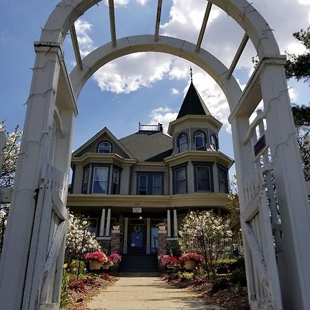 Cherry Tree Inn B&B Woodstock ภายนอก รูปภาพ