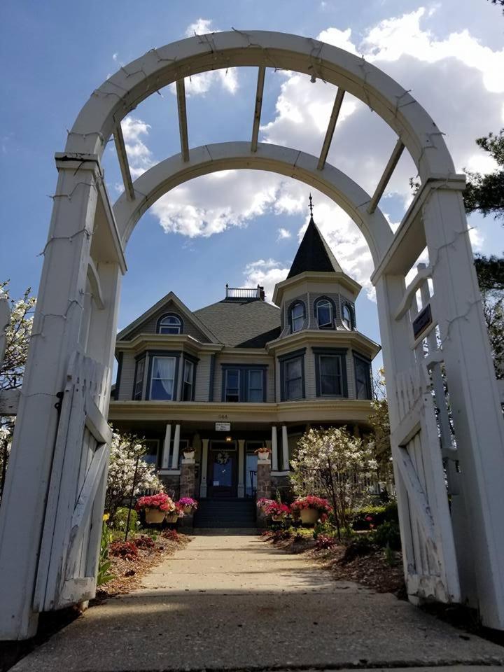 Cherry Tree Inn B&B Woodstock ภายนอก รูปภาพ